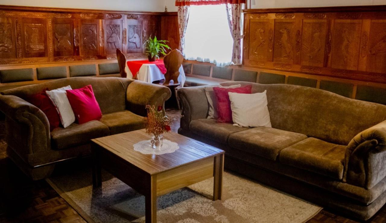 Treze Tílias Hotel Tirol מראה חיצוני תמונה