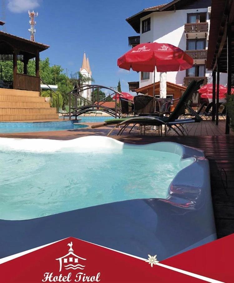 Treze Tílias Hotel Tirol מראה חיצוני תמונה